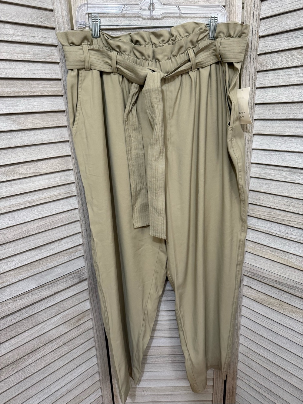 a new day Paperbag Waist Straight Leg Pants in Olive